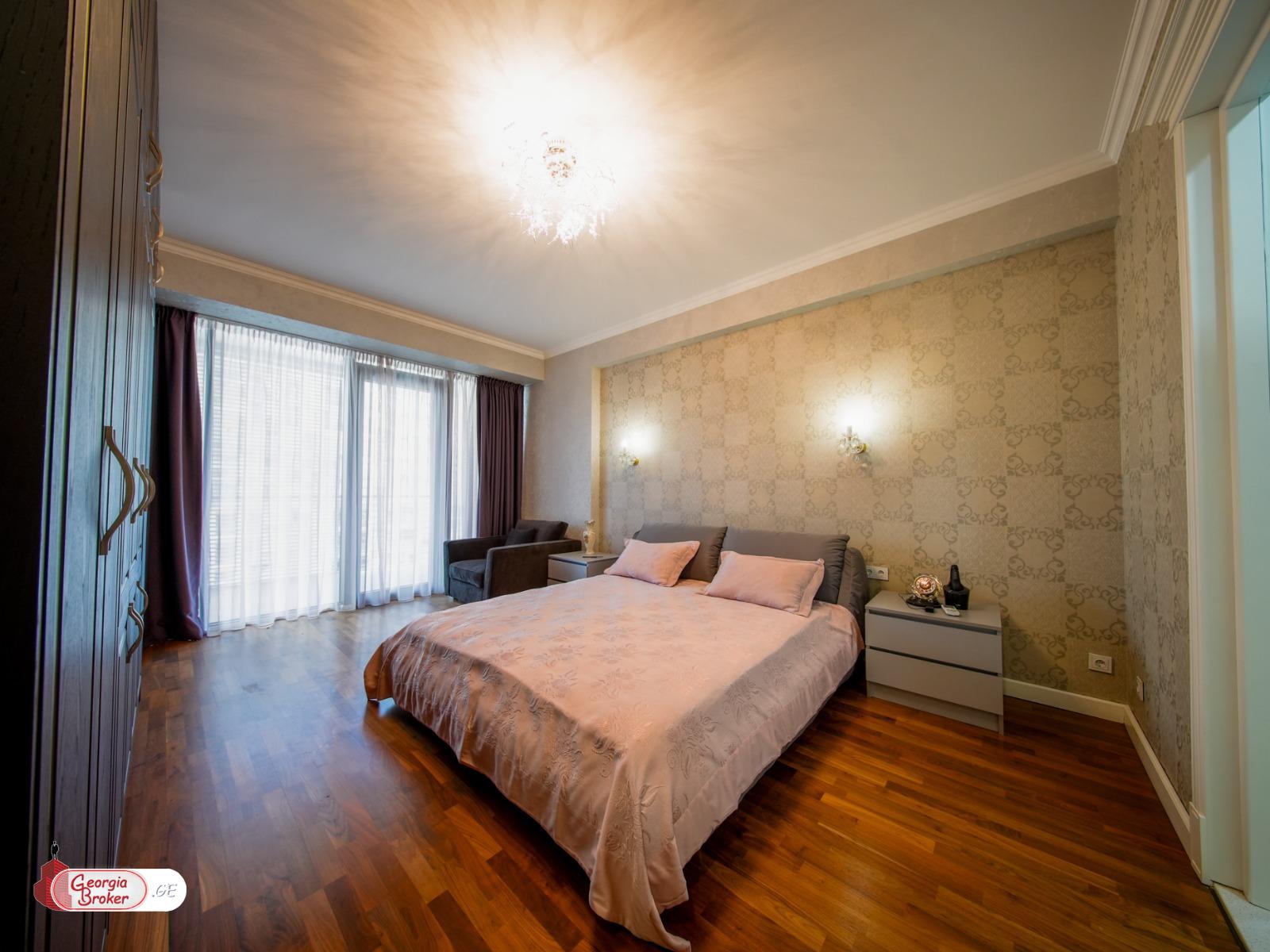 nearly repaired 5-room apartment for sale